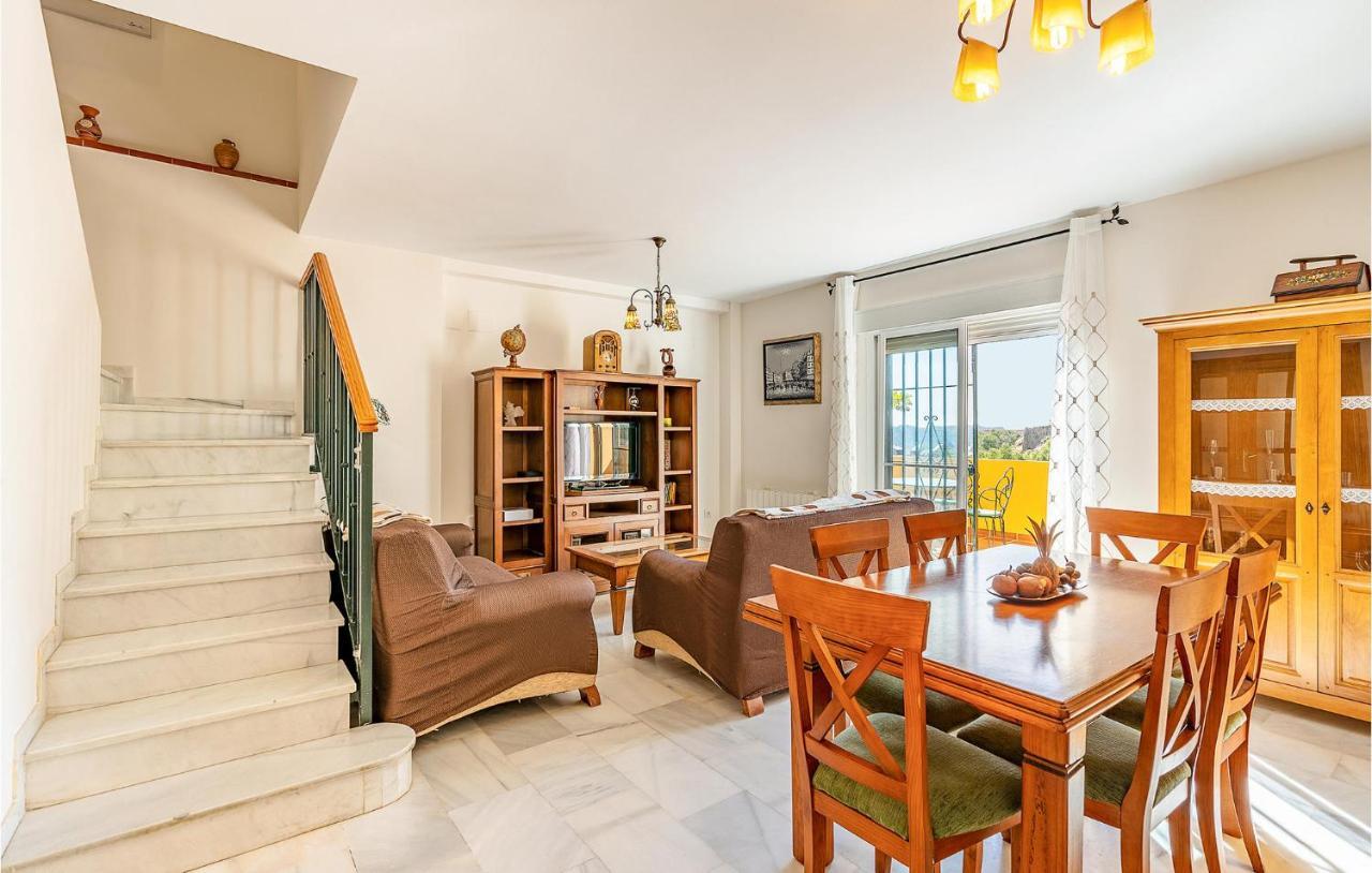 3 Bedroom Stunning Home In Сенес де ла Вега Экстерьер фото